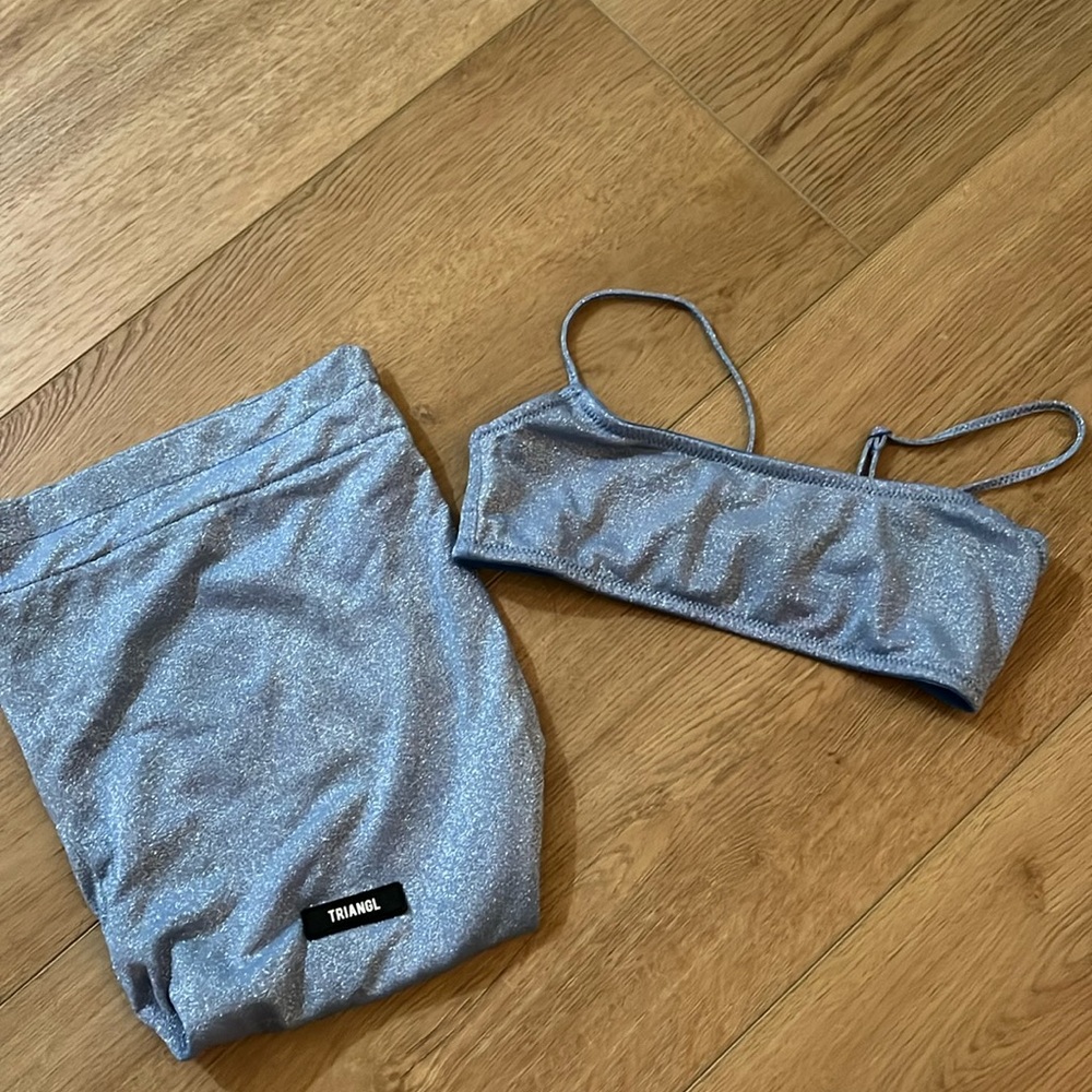 Triangl bathingsuit and bag